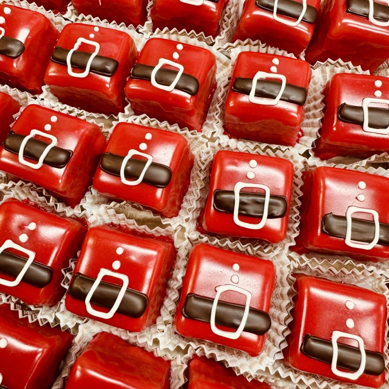 Petit Fours, kleine Köstlichkeiten & Pralinen
